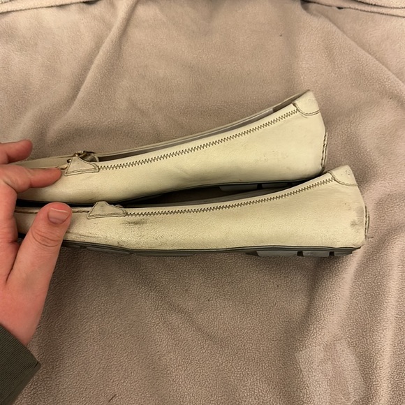 PRADA IVORY FLATS WITH GOLD DETAILING - Picture 8 of 8